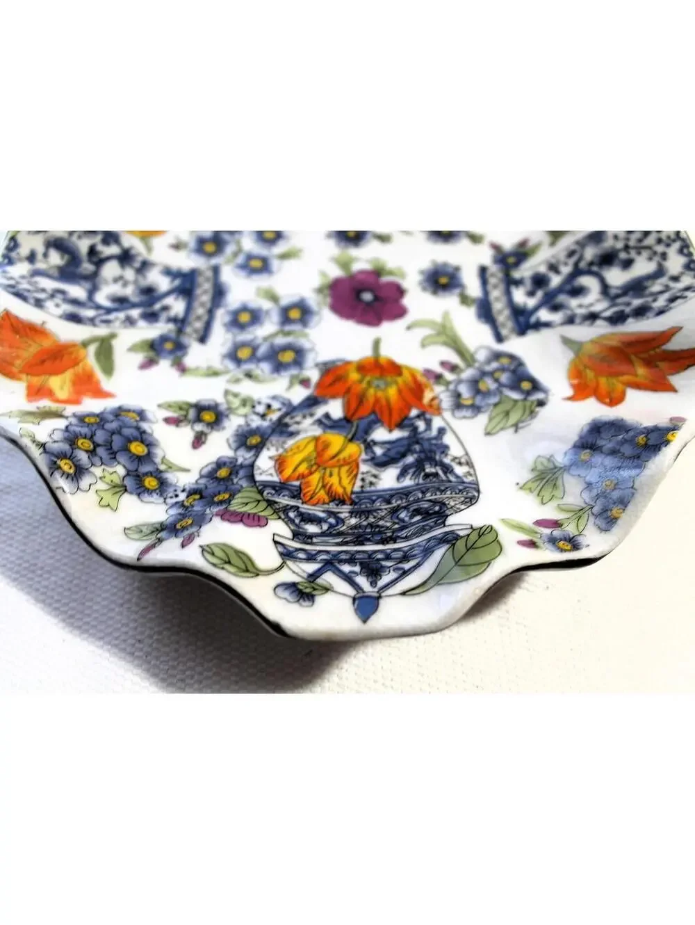 Vintage Hand Painted Chinese Fluted Plate with Crackle Glaze, 10